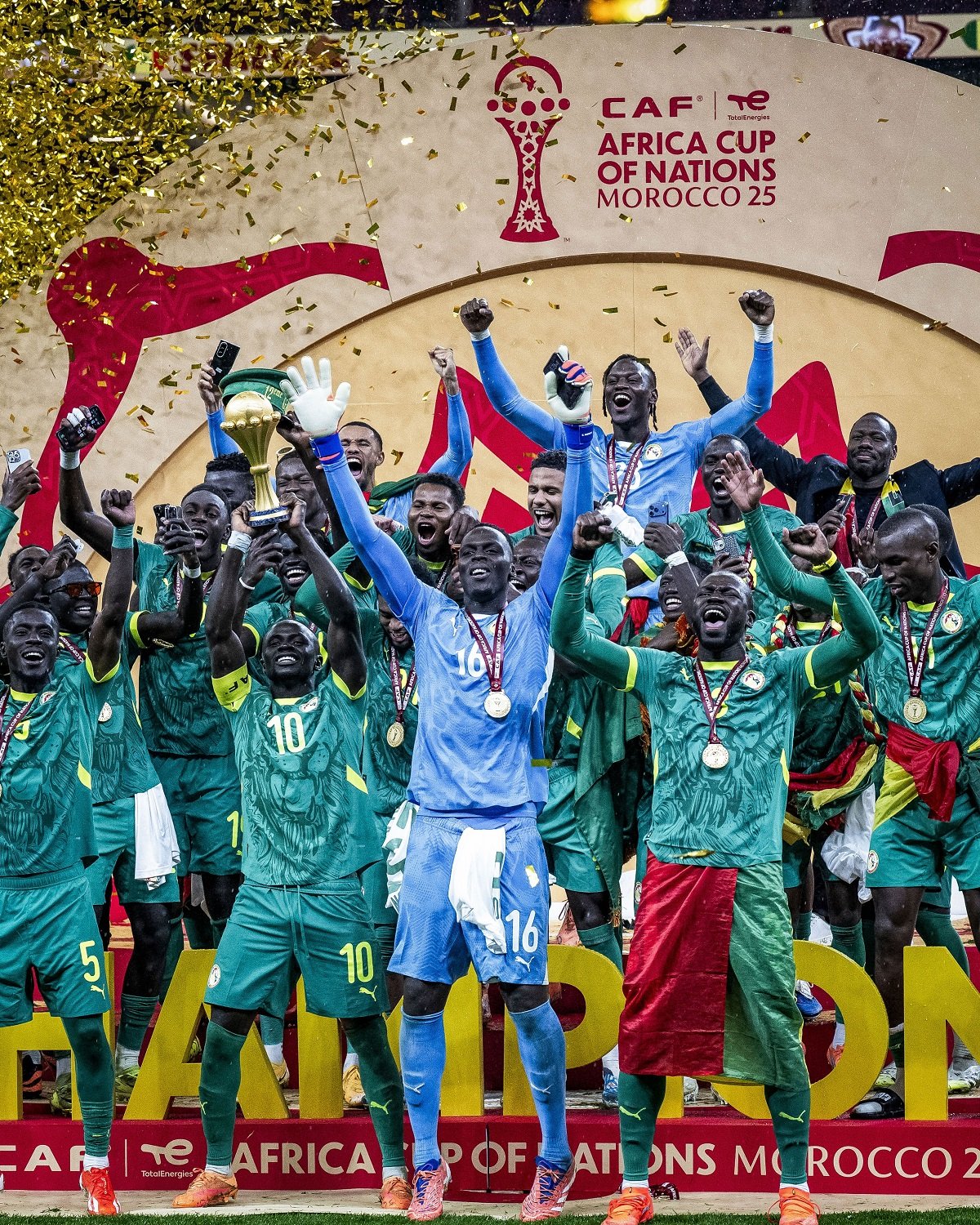Senegal-celebrate-afcon-title