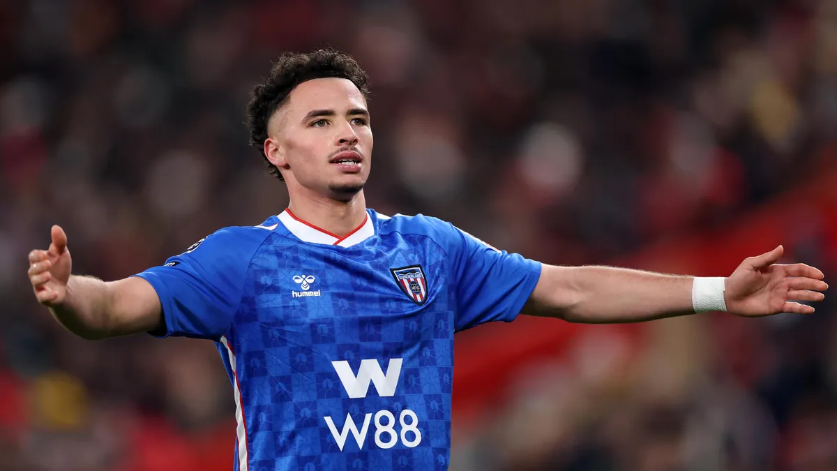 Moroccan Star Talbi Leads Sunderland Revival Against Newcastle