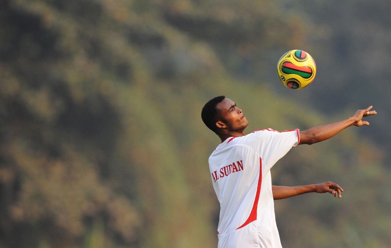 Al-Zuma backs Al-Hilal to retain title amid rivalry with Al-Merreikh