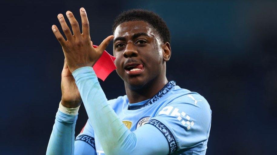 Mubama-Southampton-move