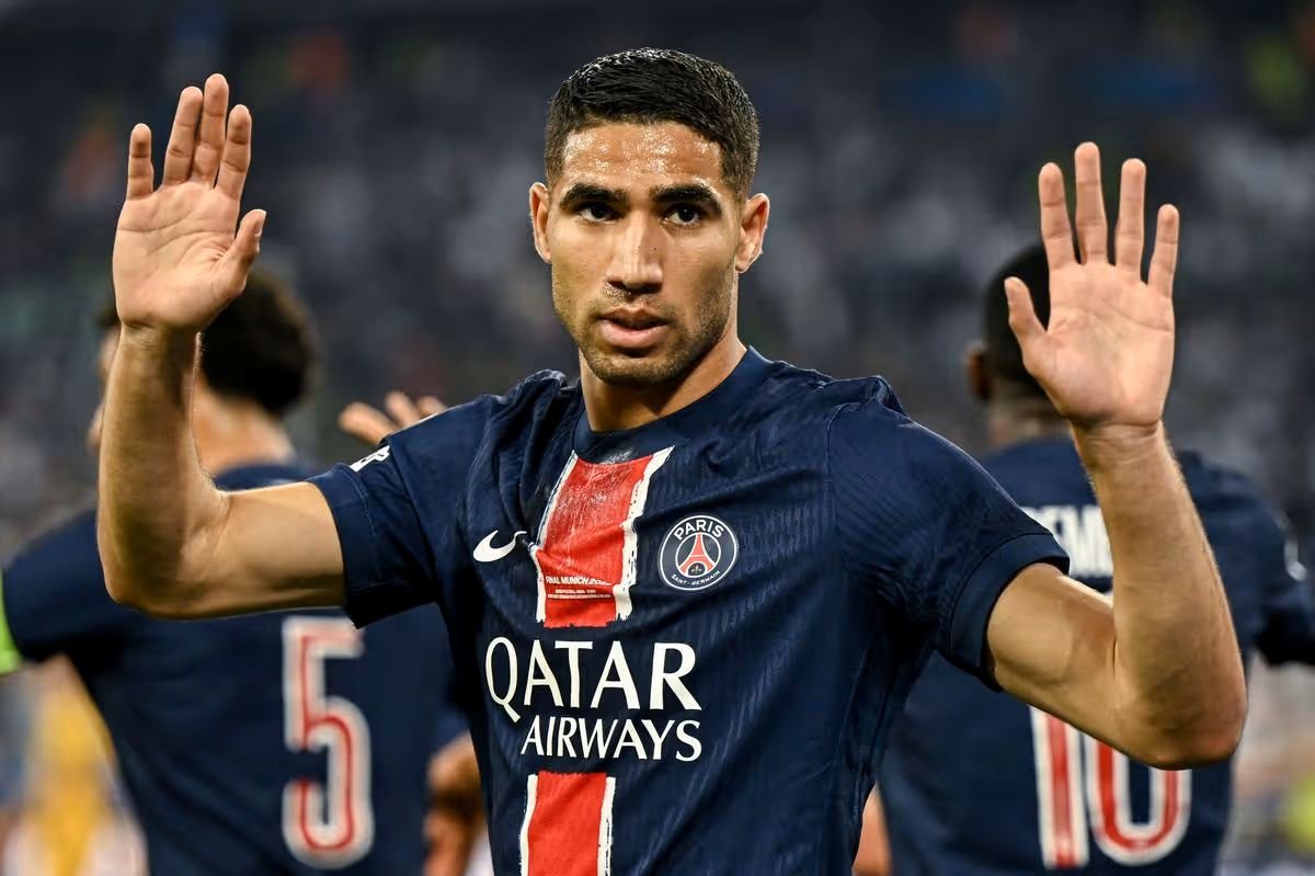 Hakimi delays PSG contract talks despite club's efforts to secure his future Hakimi delays PSG contract talks despite club's efforts to secure his future